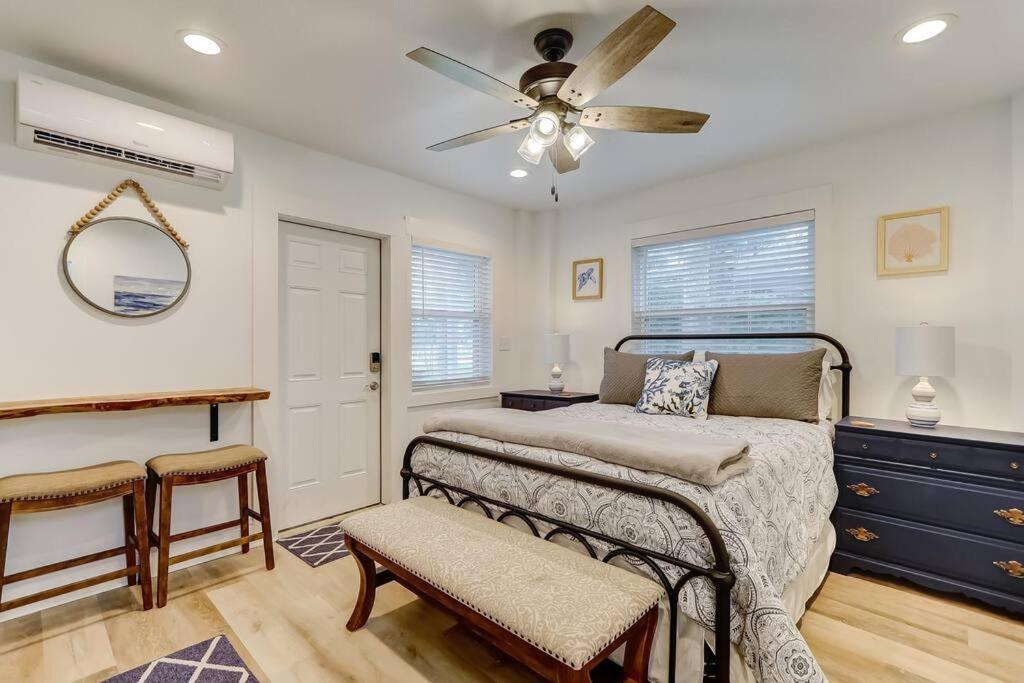 Beachside Retreat Awaits At Jacksonville Beach Ngoại thất bức ảnh
